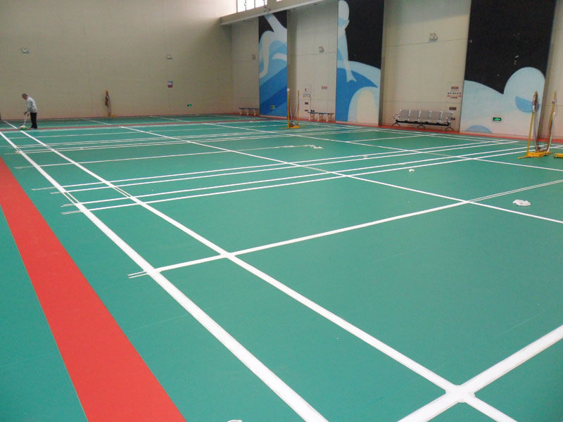 加厚水晶沙羽毛球場地地膠PVC運(yùn)動(dòng)環(huán)保地板專業(yè)高端定制塑膠地墊