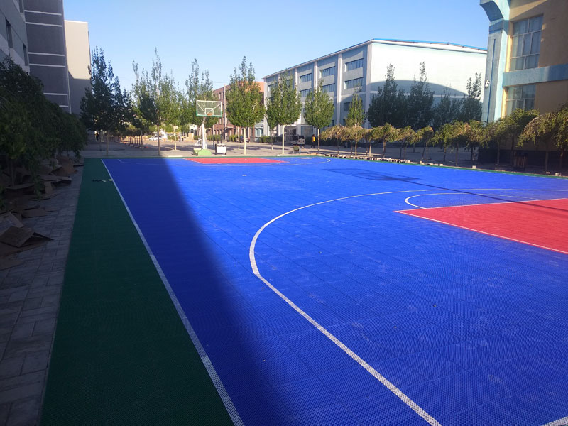 供應(yīng)懸浮式拼裝地板九宮格軟連接地板幼兒園室外籃球場懸浮地板